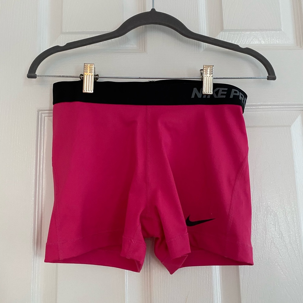 Nike Women’s Large Hot Pink Spandex